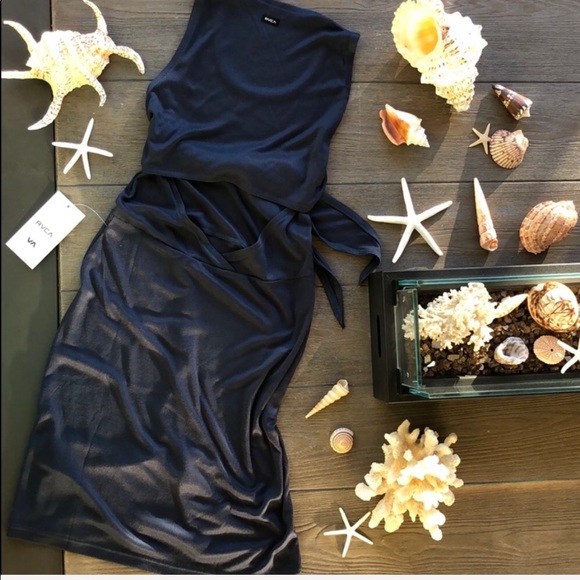 🌴🌼RVCA- BASIC DRESS🌼🌴 - Picture 6 of 9